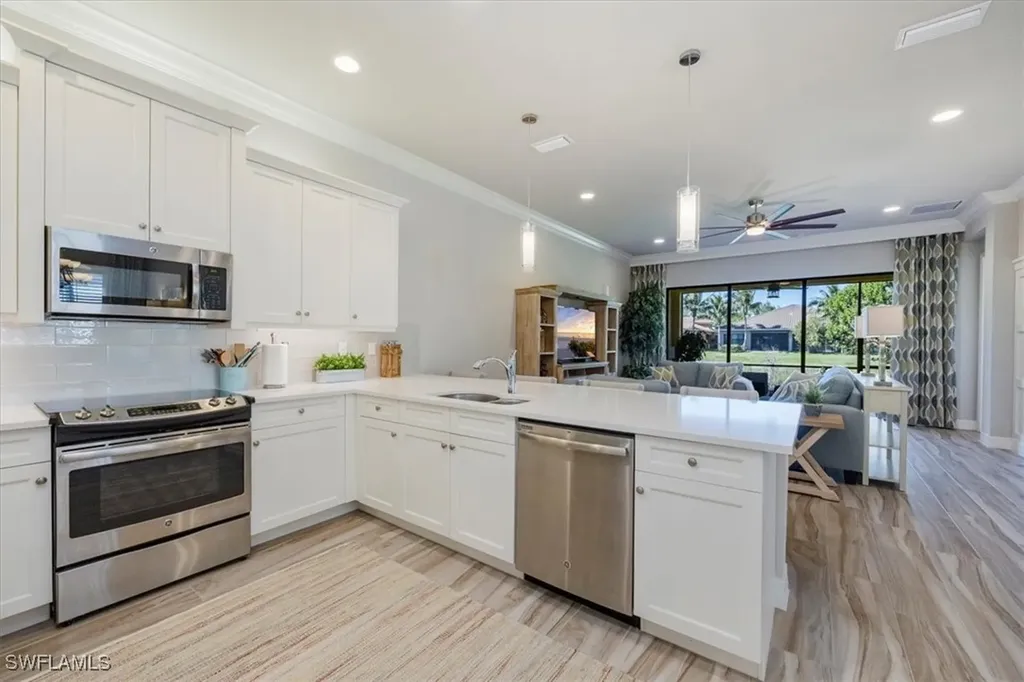 13422 Silktail Drive Naples FL 34109