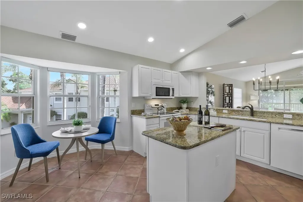 6230 Reserve Circle Naples FL 34119