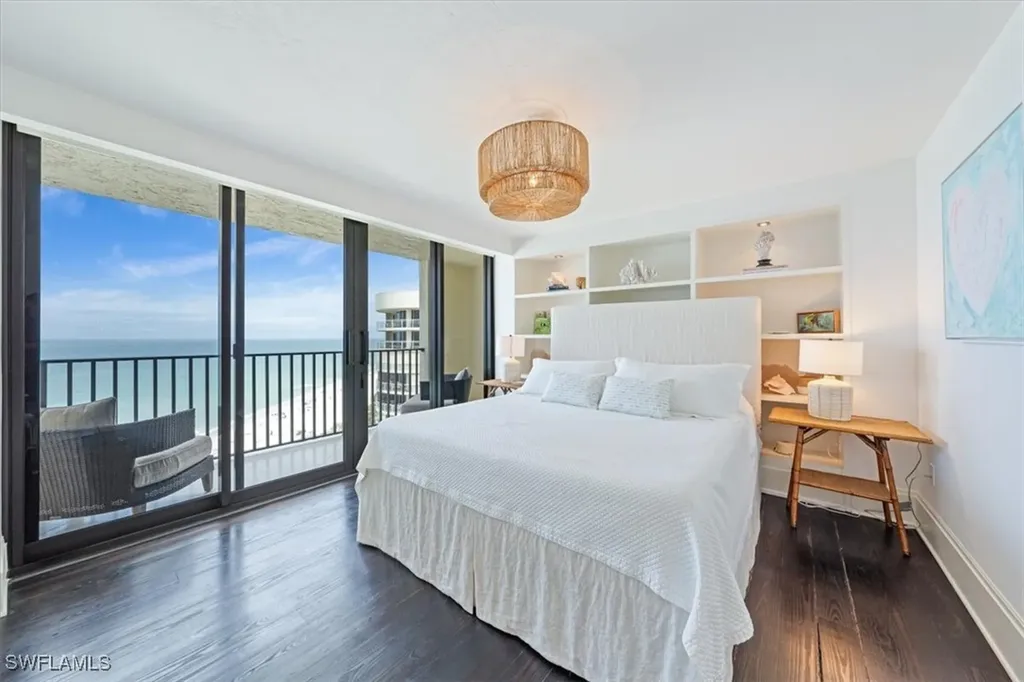 10951 Gulf Shore Drive Naples FL 34108