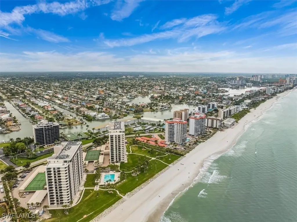 10951 Gulf Shore Drive Naples FL 34108