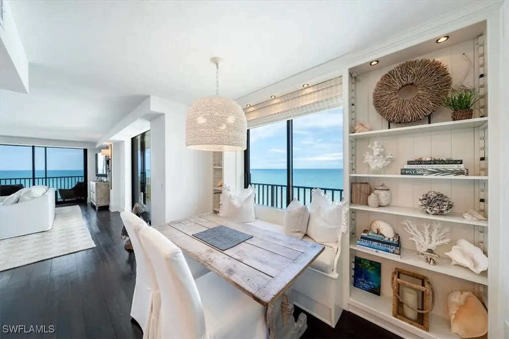 10951 Gulf Shore Drive Naples FL 34108