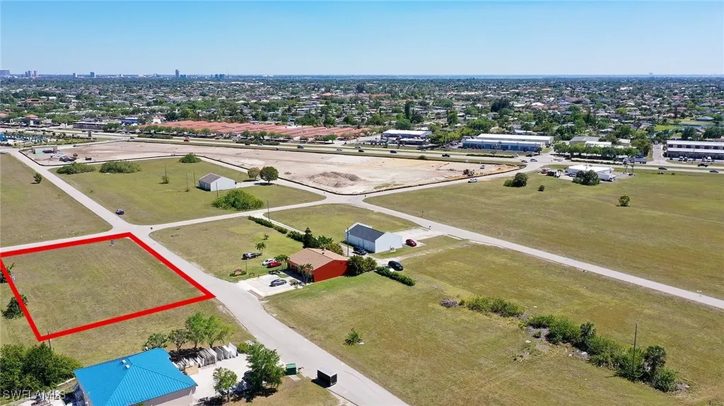 1069 NE 7th Terrace Cape Coral FL 33909