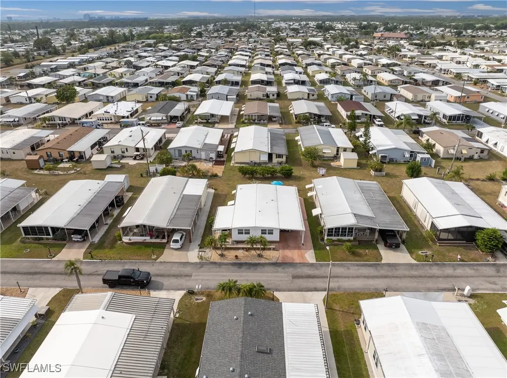 9015 Flamingo Circle North Fort Myers FL 33903