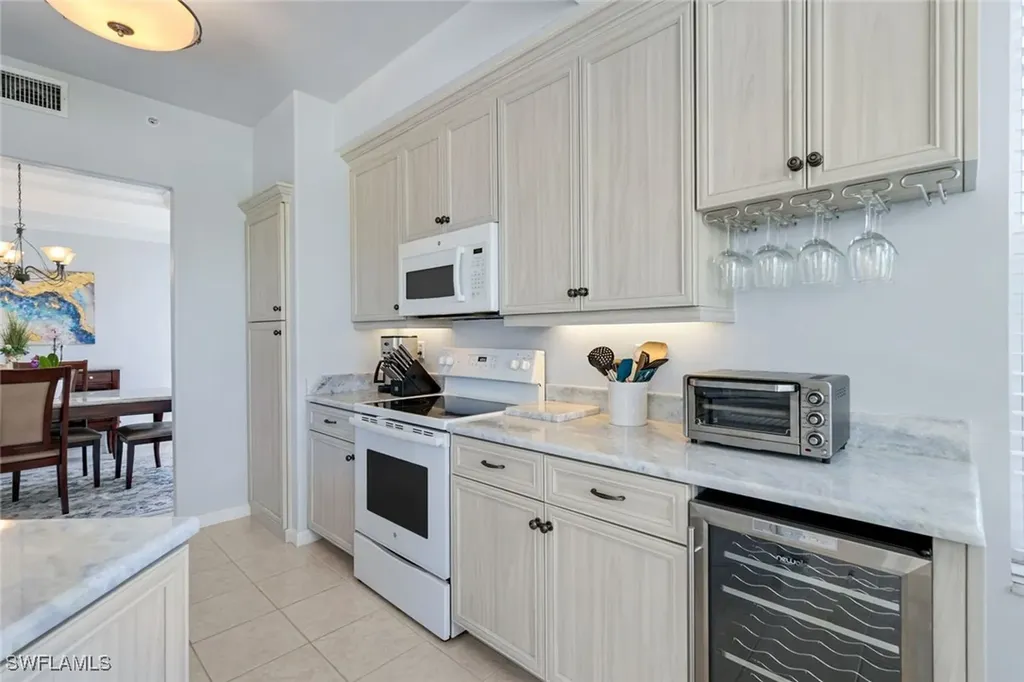 2140 Arielle Drive Naples FL 34109