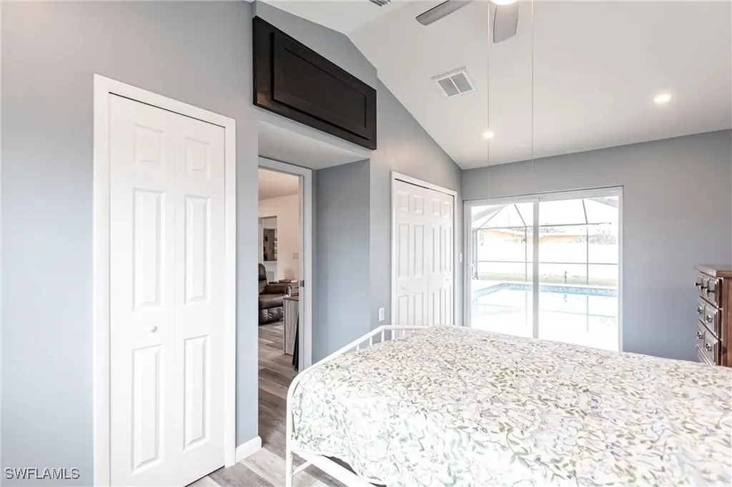 2715 SE 16th Place Cape Coral FL 33904