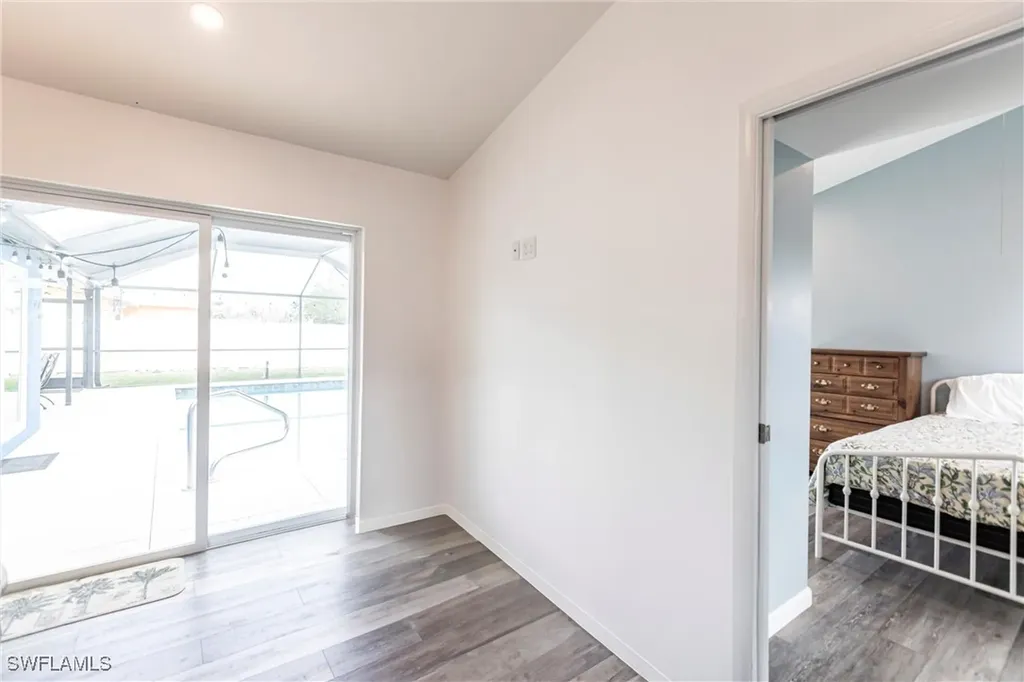 2715 SE 16th Place Cape Coral FL 33904