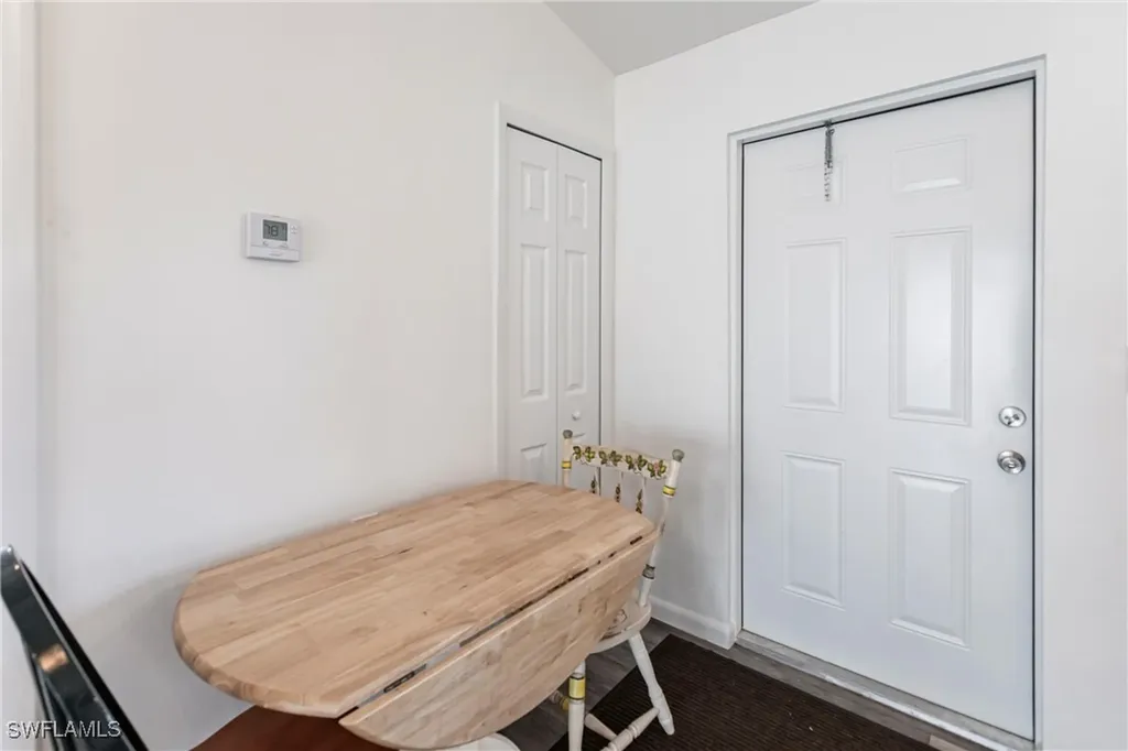 2715 SE 16th Place Cape Coral FL 33904