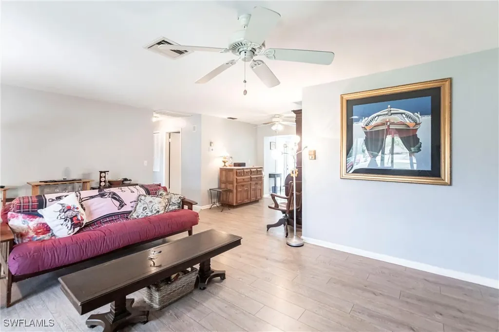2715 SE 16th Place Cape Coral FL 33904