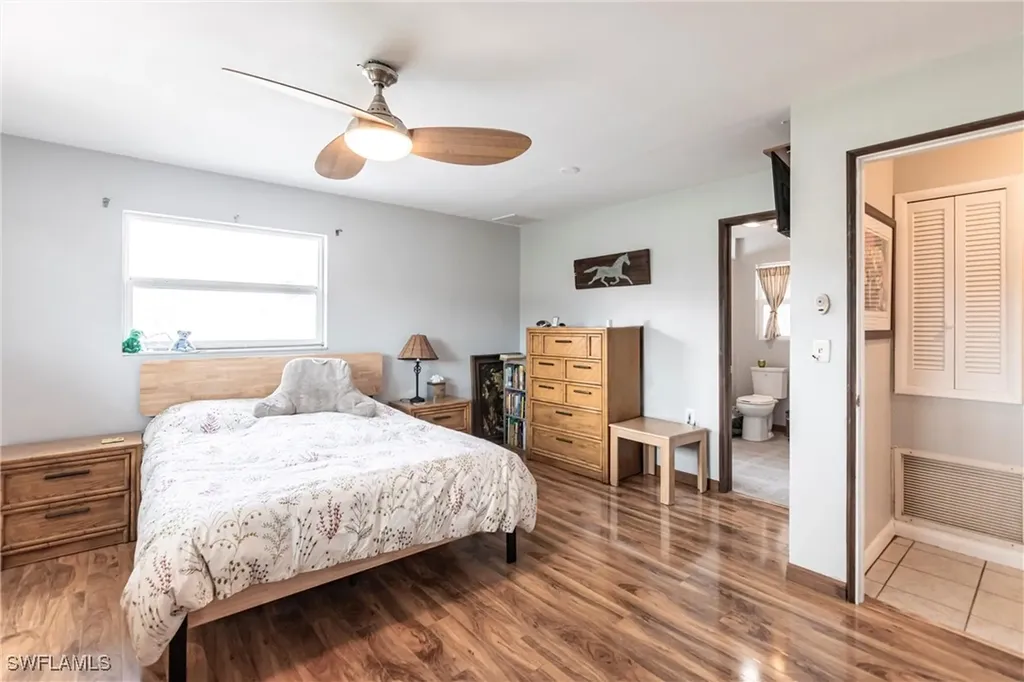 2715 SE 16th Place Cape Coral FL 33904