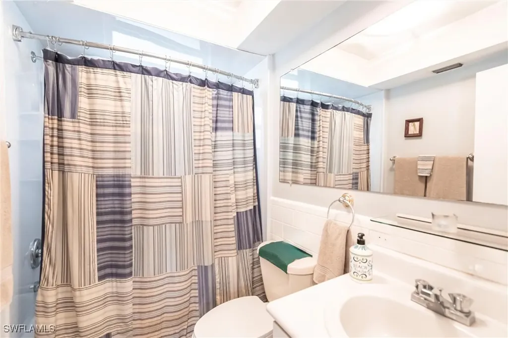 2715 SE 16th Place Cape Coral FL 33904