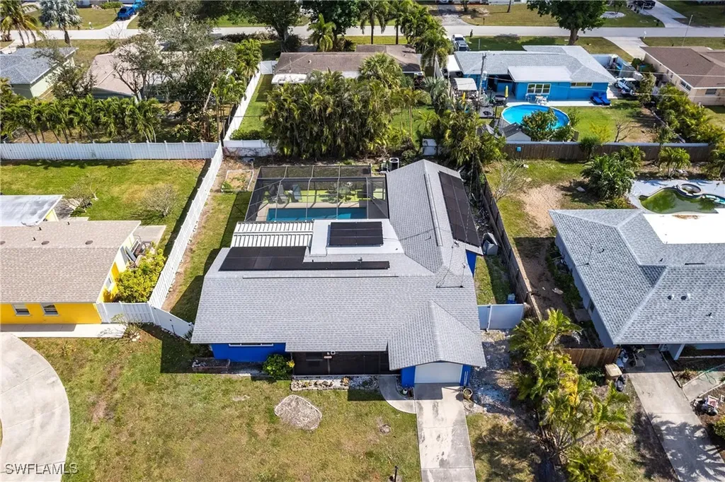 2715 SE 16th Place Cape Coral FL 33904