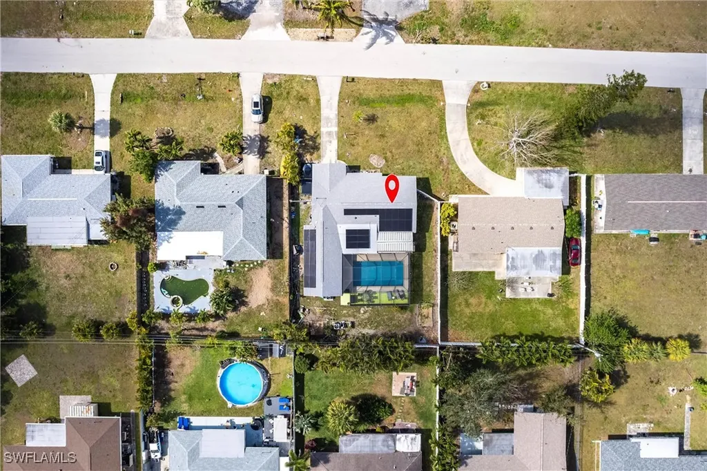 2715 SE 16th Place Cape Coral FL 33904