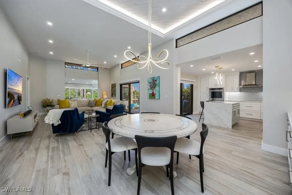 Naples FL, 6814 Pelican Bay Boulevard, Unit 1203