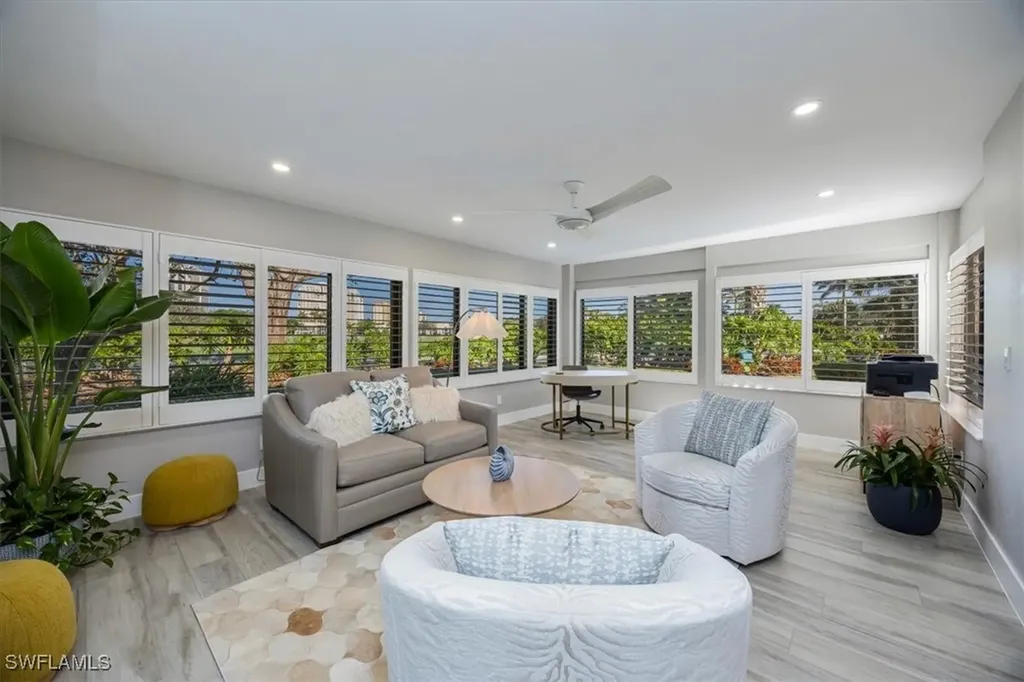 6814 Pelican Bay Boulevard Naples FL 34108