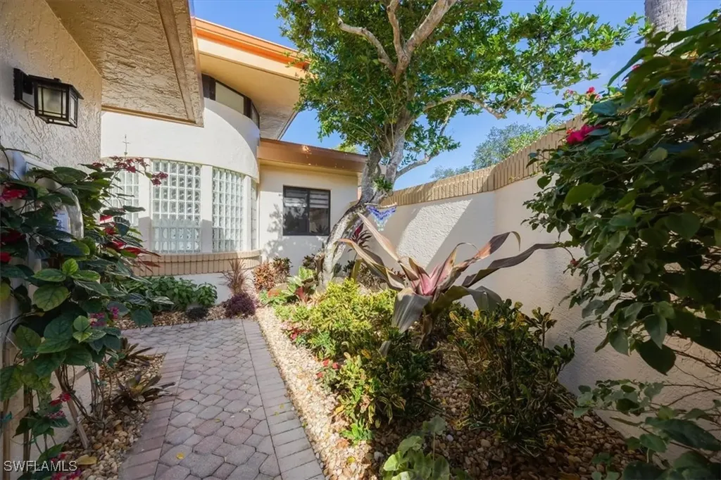 6814 Pelican Bay Boulevard Naples FL 34108