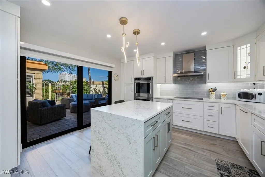 6814 Pelican Bay Boulevard Naples FL 34108