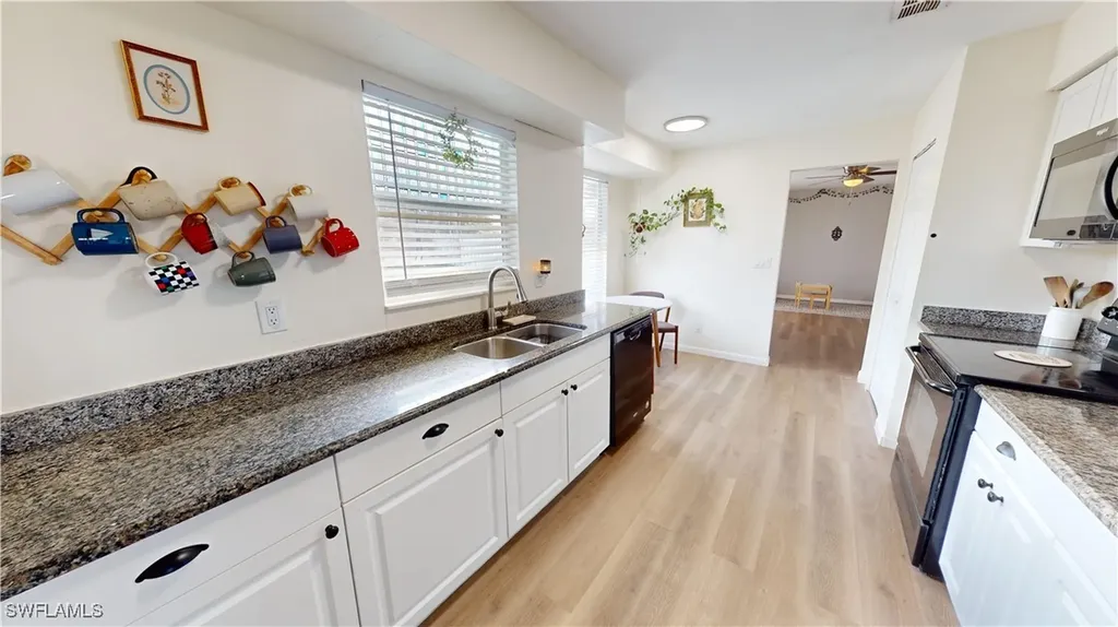 4207 SW 7th Avenue Cape Coral FL 33914