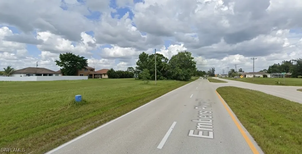 1809 + 1811 Embers Parkway W Cape Coral FL 33993