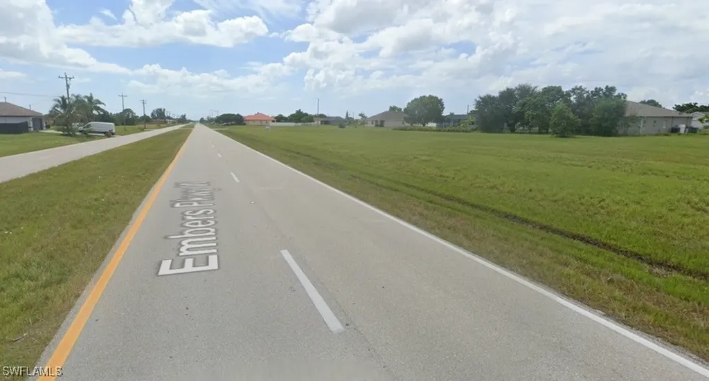 1809 + 1811 Embers Parkway W Cape Coral FL 33993