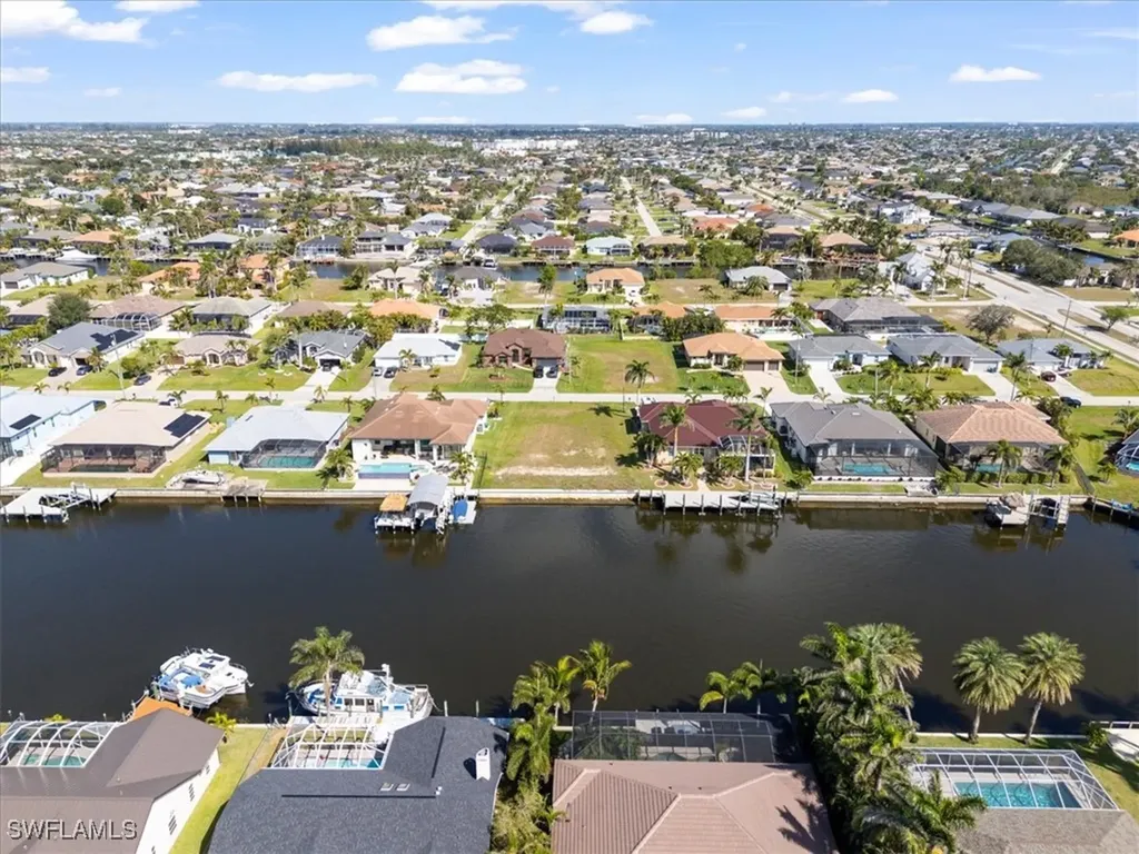 2726 SW 28th Place Cape Coral FL 33914