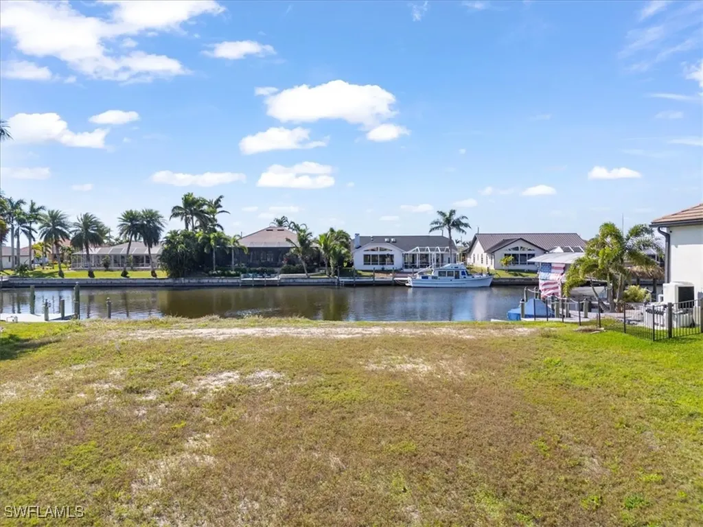 2726 SW 28th Place Cape Coral FL 33914