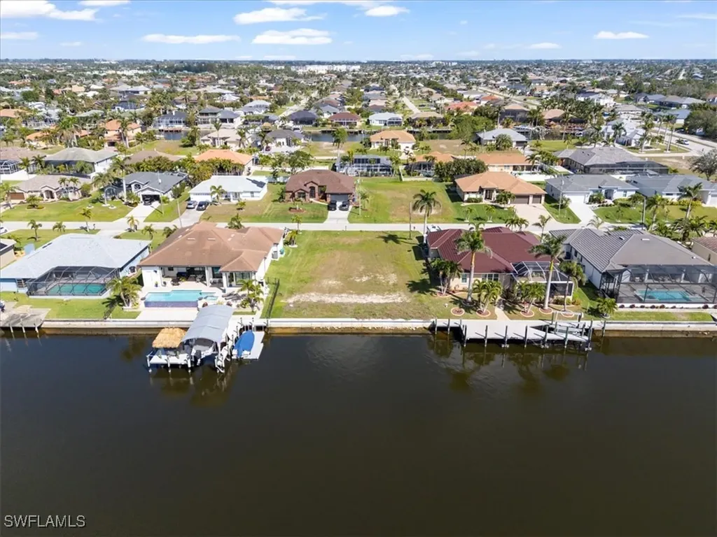 2726 SW 28th Place Cape Coral FL 33914