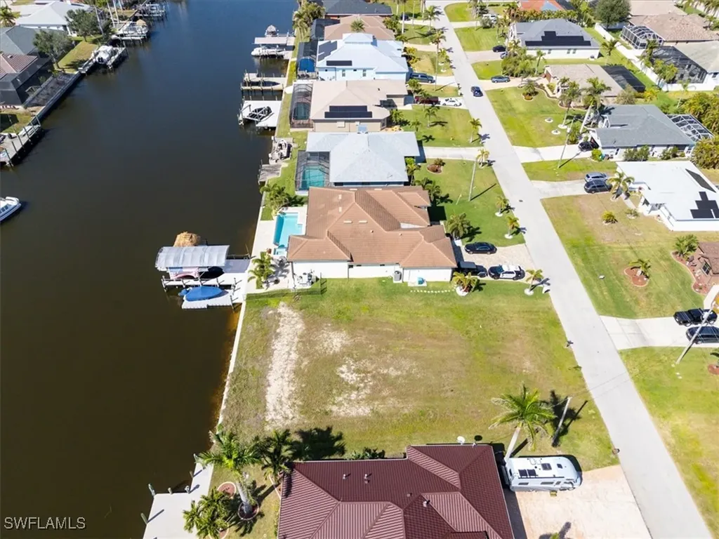 2726 SW 28th Place Cape Coral FL 33914