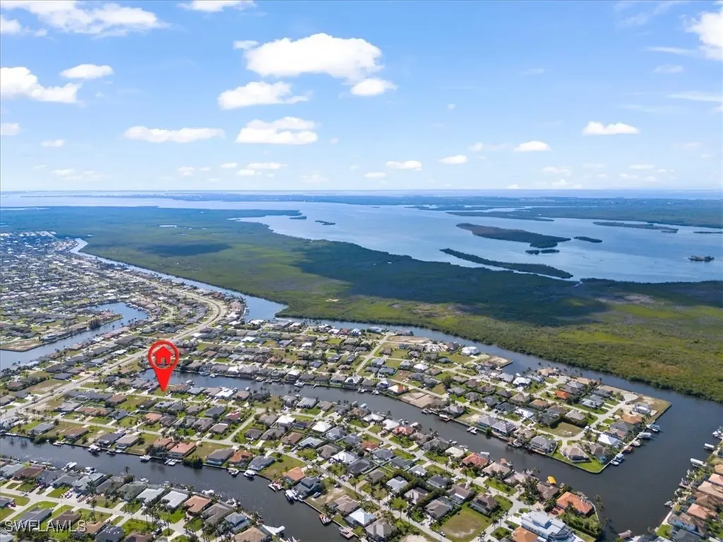 2726 SW 28th Place Cape Coral FL 33914