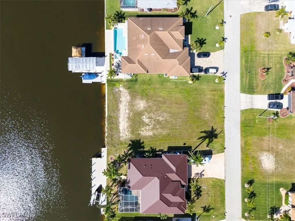 2726 SW 28th Place Cape Coral FL 33914