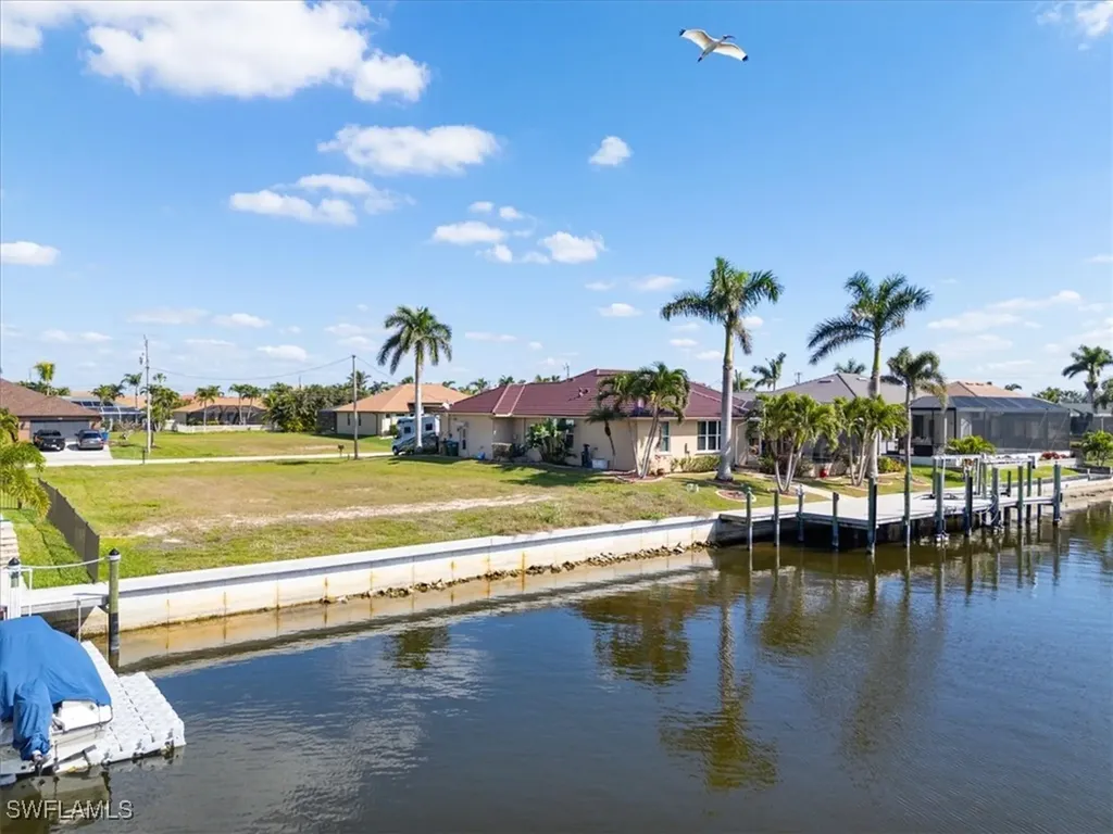 2726 SW 28th Place Cape Coral FL 33914