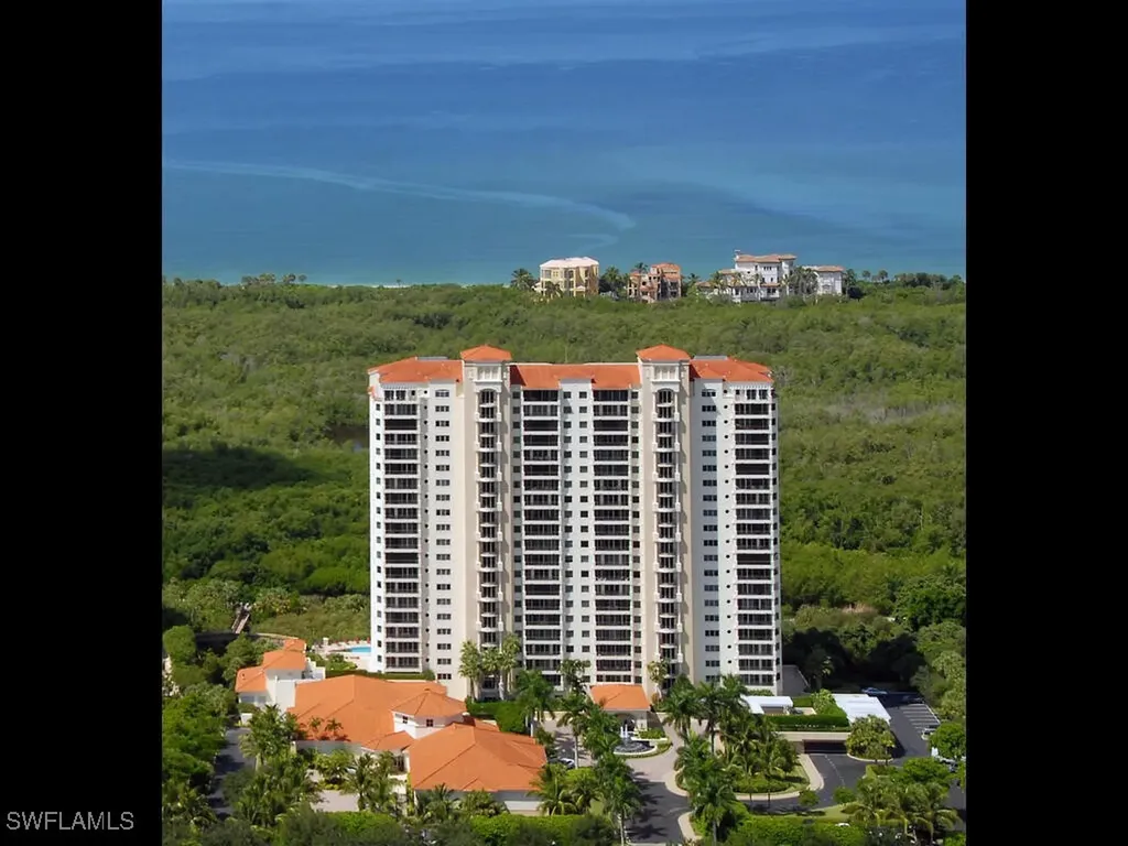 7425 Pelican Bay Boulevard Naples FL 34108