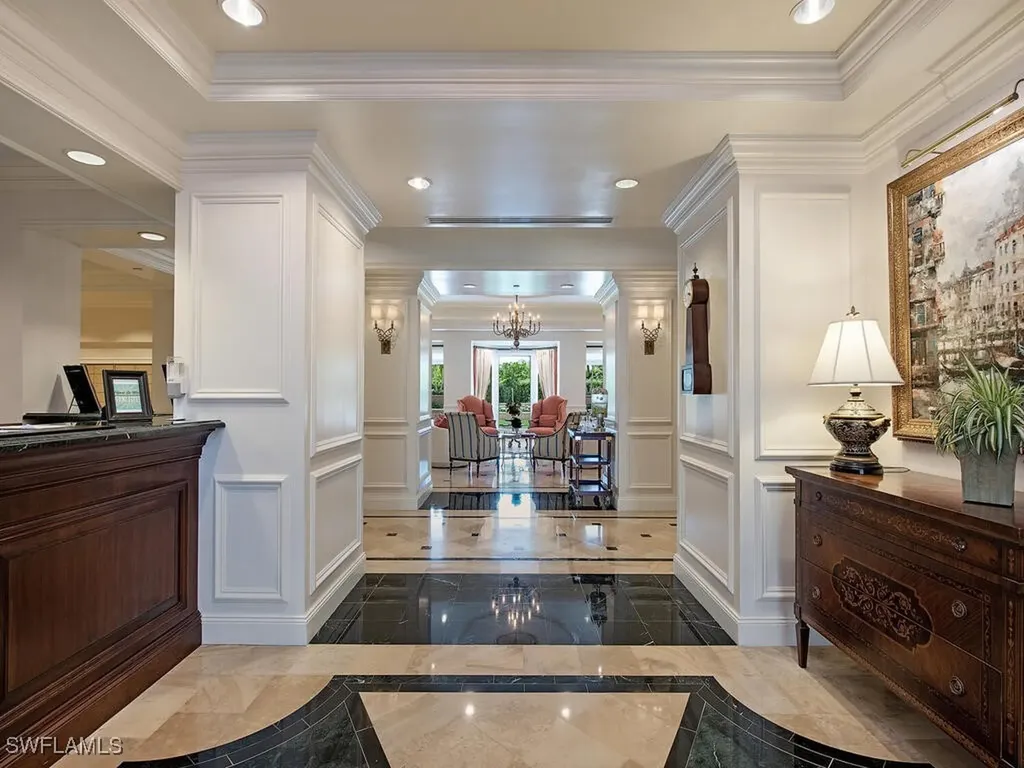 7425 Pelican Bay Boulevard Naples FL 34108