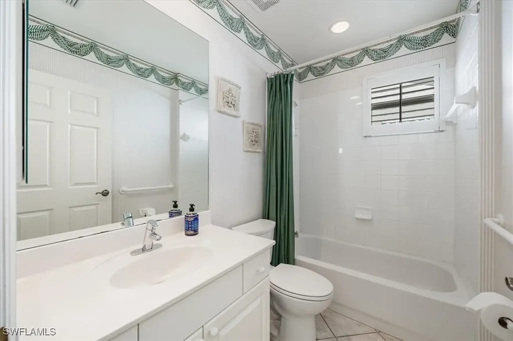 1575 Clermont Drive Naples FL 34109