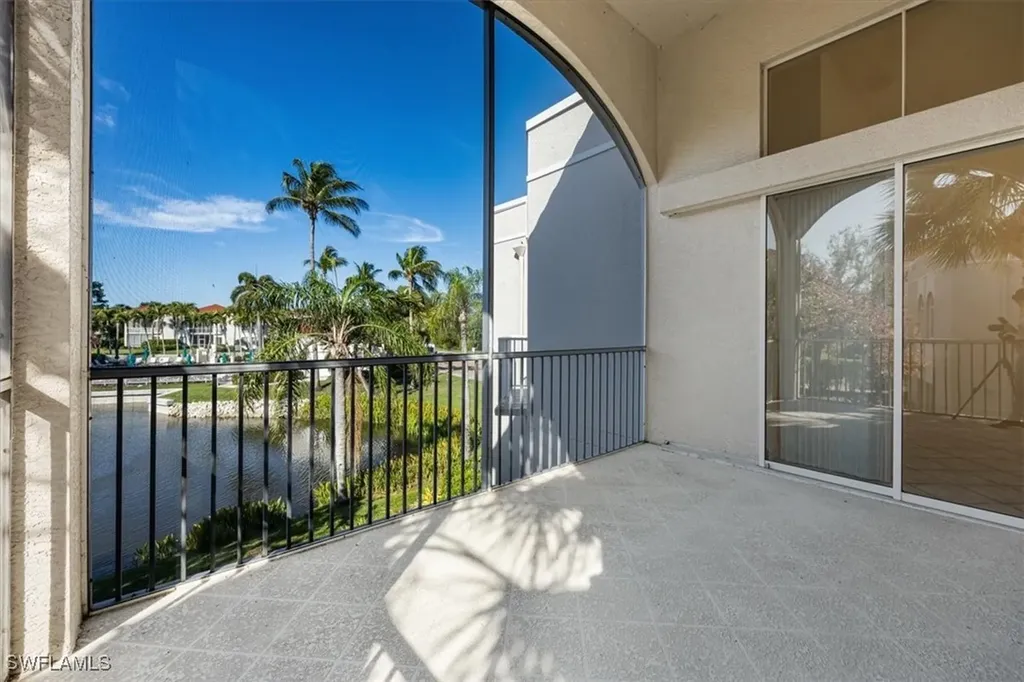 1575 Clermont Drive Naples FL 34109