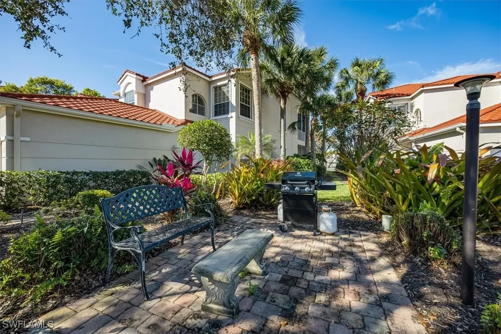 1575 Clermont Drive Naples FL 34109