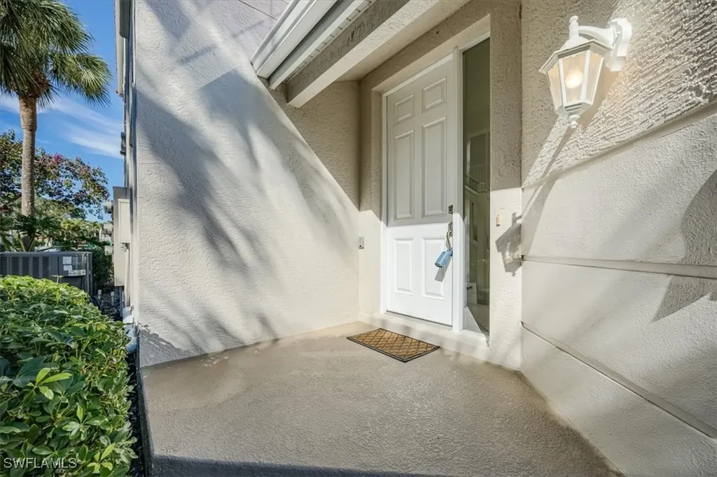 1575 Clermont Drive Naples FL 34109