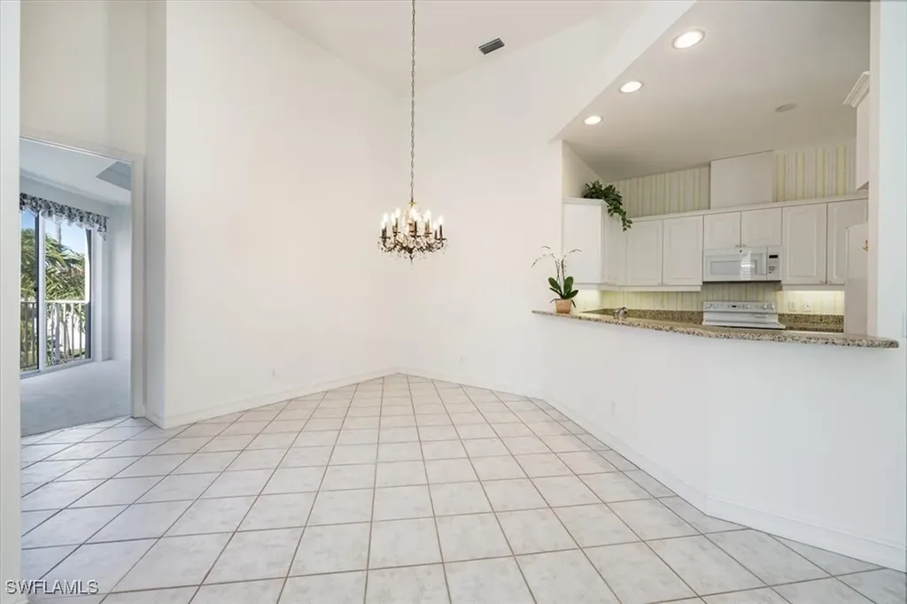 1575 Clermont Drive Naples FL 34109