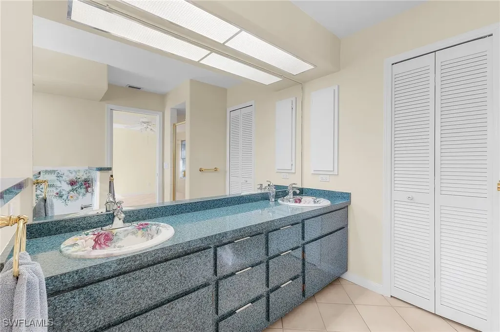 9439 Palm Island Circle North Fort Myers FL 33903