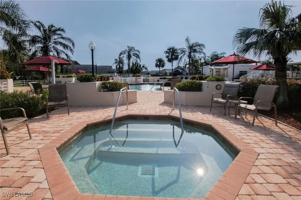 9439 Palm Island Circle North Fort Myers FL 33903