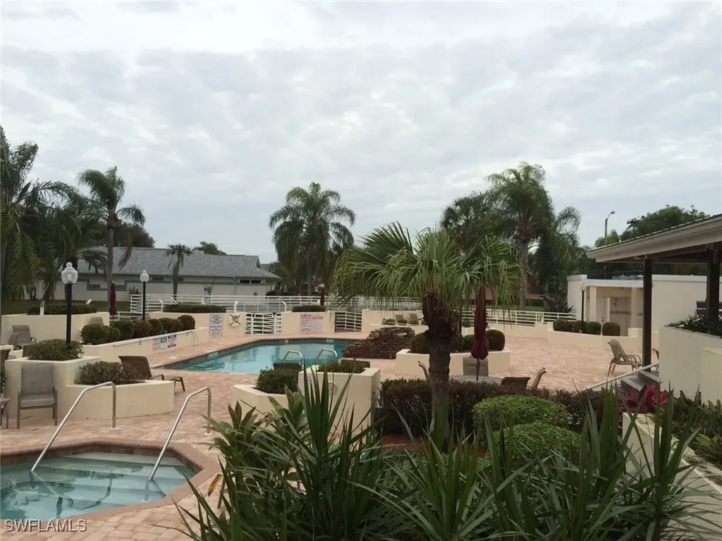 9439 Palm Island Circle North Fort Myers FL 33903