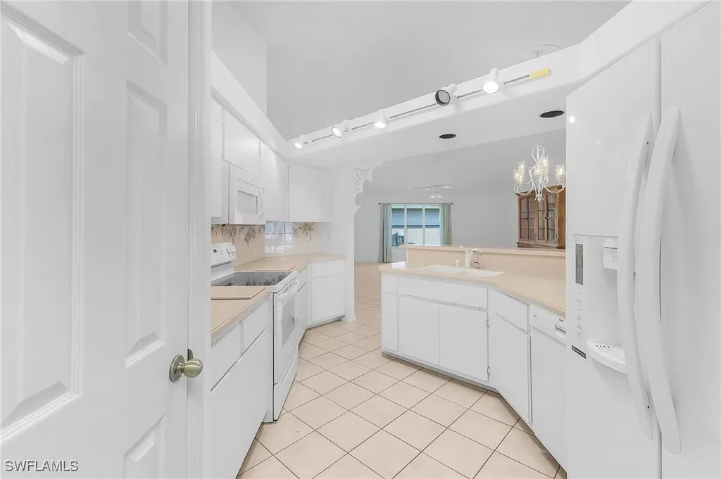 9439 Palm Island Circle North Fort Myers FL 33903