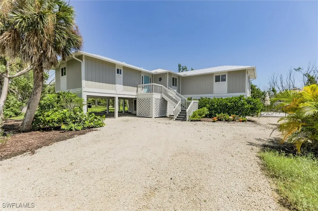 1684 Bunting Lane Sanibel FL 33957