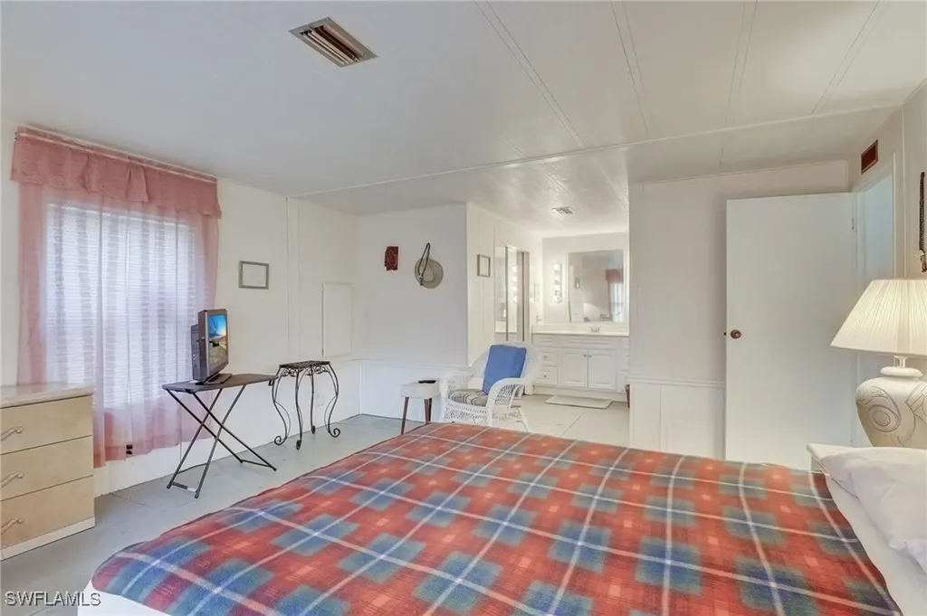 14597 Paul Revere Loop North Fort Myers FL 33917