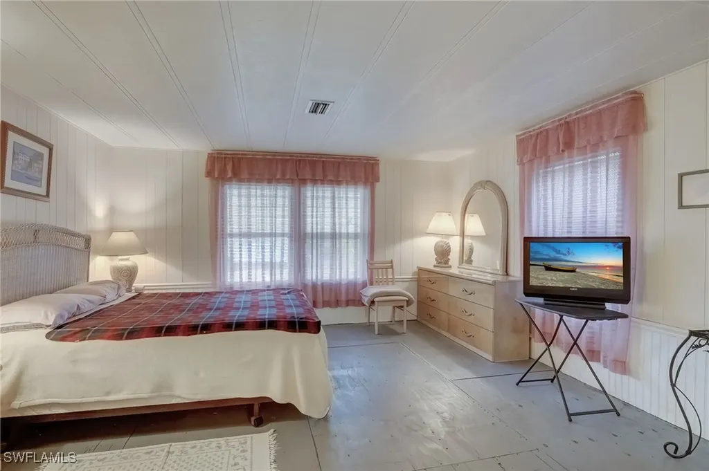 14597 Paul Revere Loop North Fort Myers FL 33917