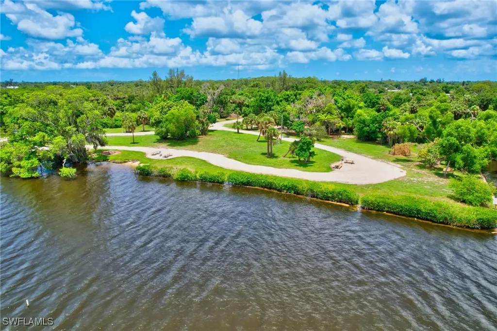 14597 Paul Revere Loop North Fort Myers FL 33917