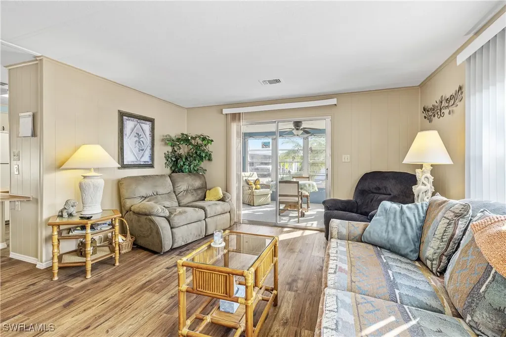 16045 Hibiscus Way North Fort Myers FL 33903