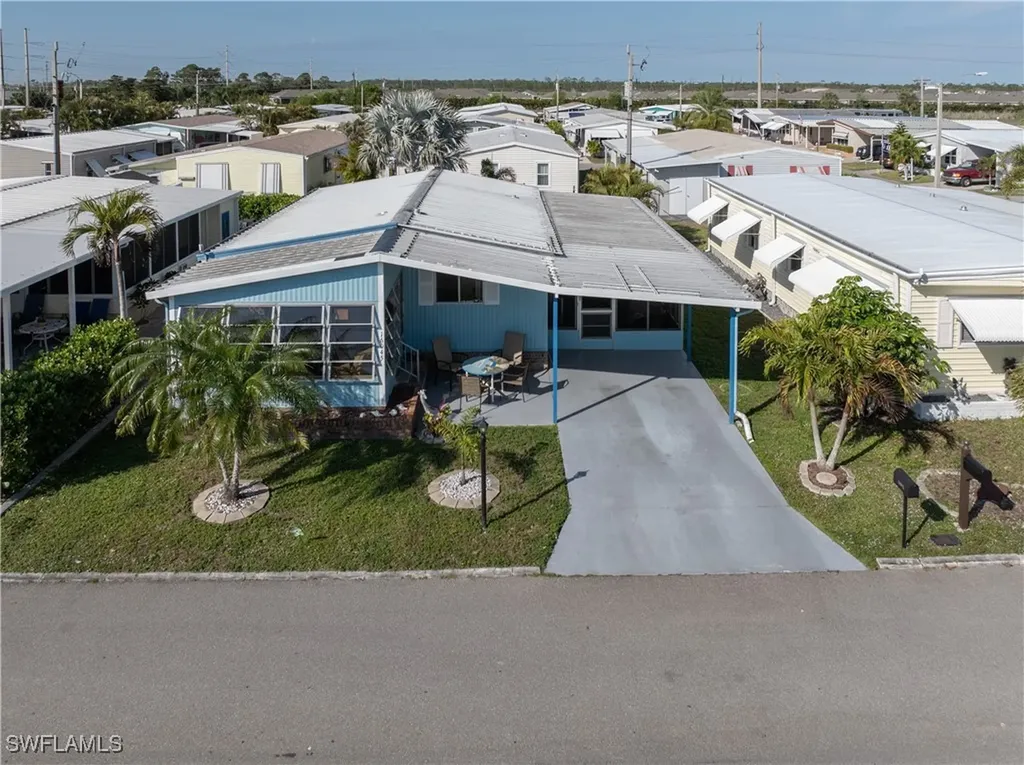 16045 Hibiscus Way North Fort Myers FL 33903