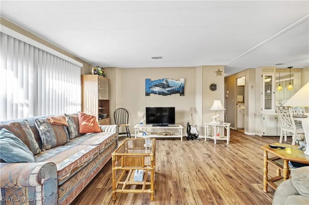 16045 Hibiscus Way North Fort Myers FL 33903