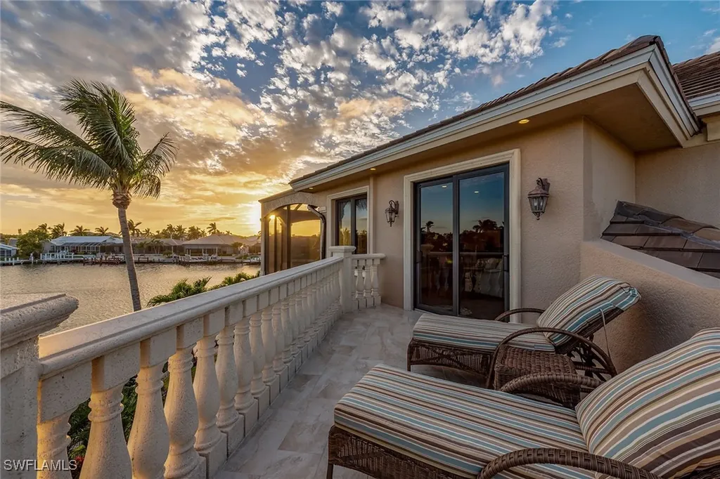 660 Kendall Drive Marco Island FL 34145