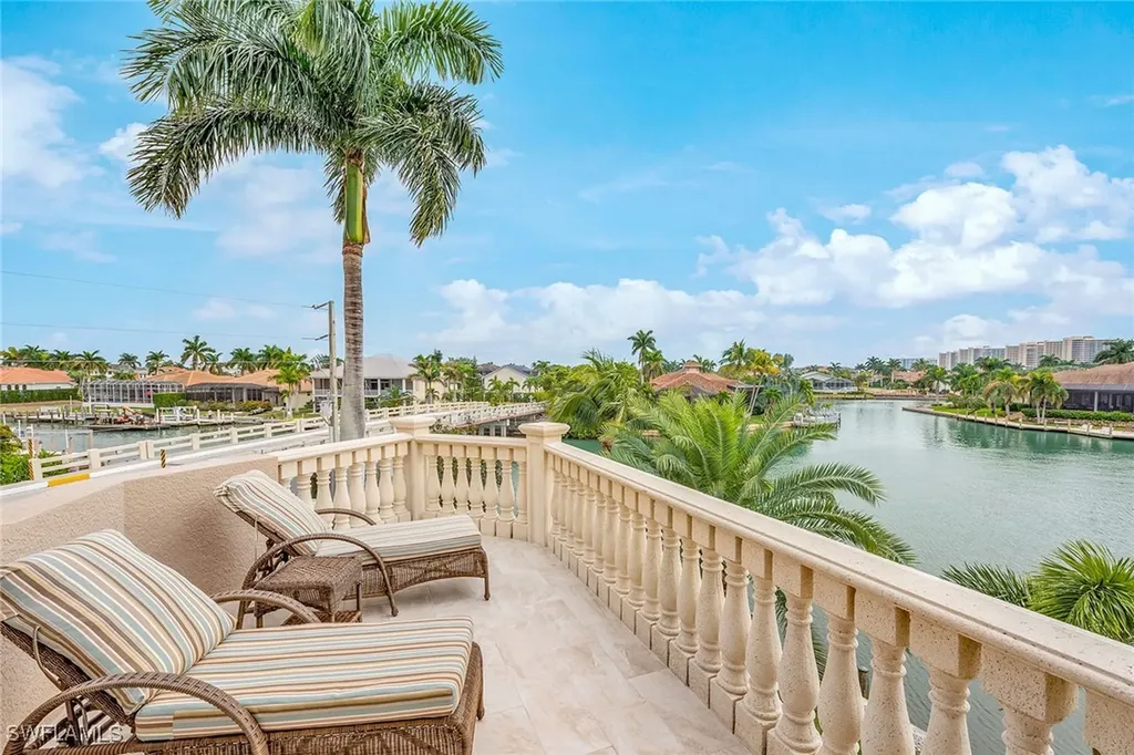 660 Kendall Drive Marco Island FL 34145